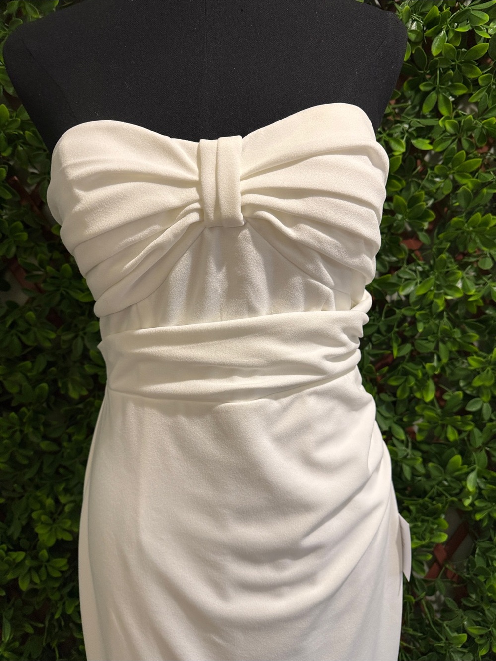 NWT- To Be Yours Ivory Strapless Pleated Mermaid Bridal Dress - Picture 5 of 16